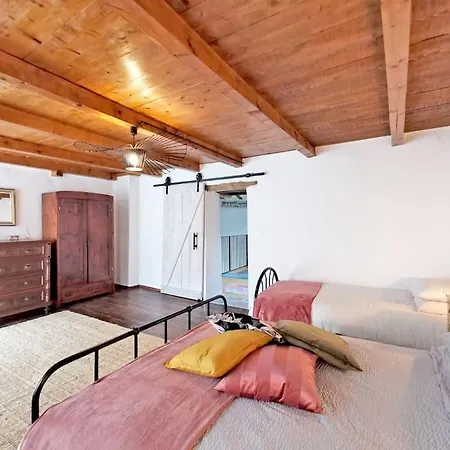 Smetova - The Blue Door House