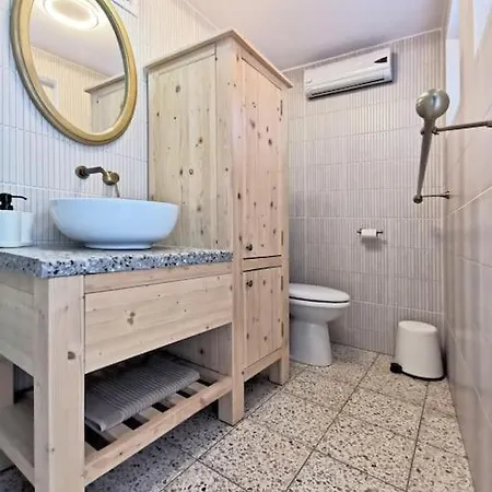 Holiday home Smetova - The Blue Door House