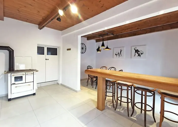 別荘 Smetova - The Blue Door House Šempas